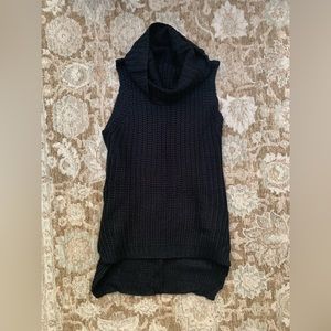 Cowl neck tank top sweater 🖤